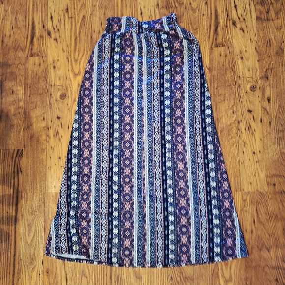 Studio 253 Blue & Pink Striped Maxi Skirt Size S Very Good Condition - Picture 2 of 3